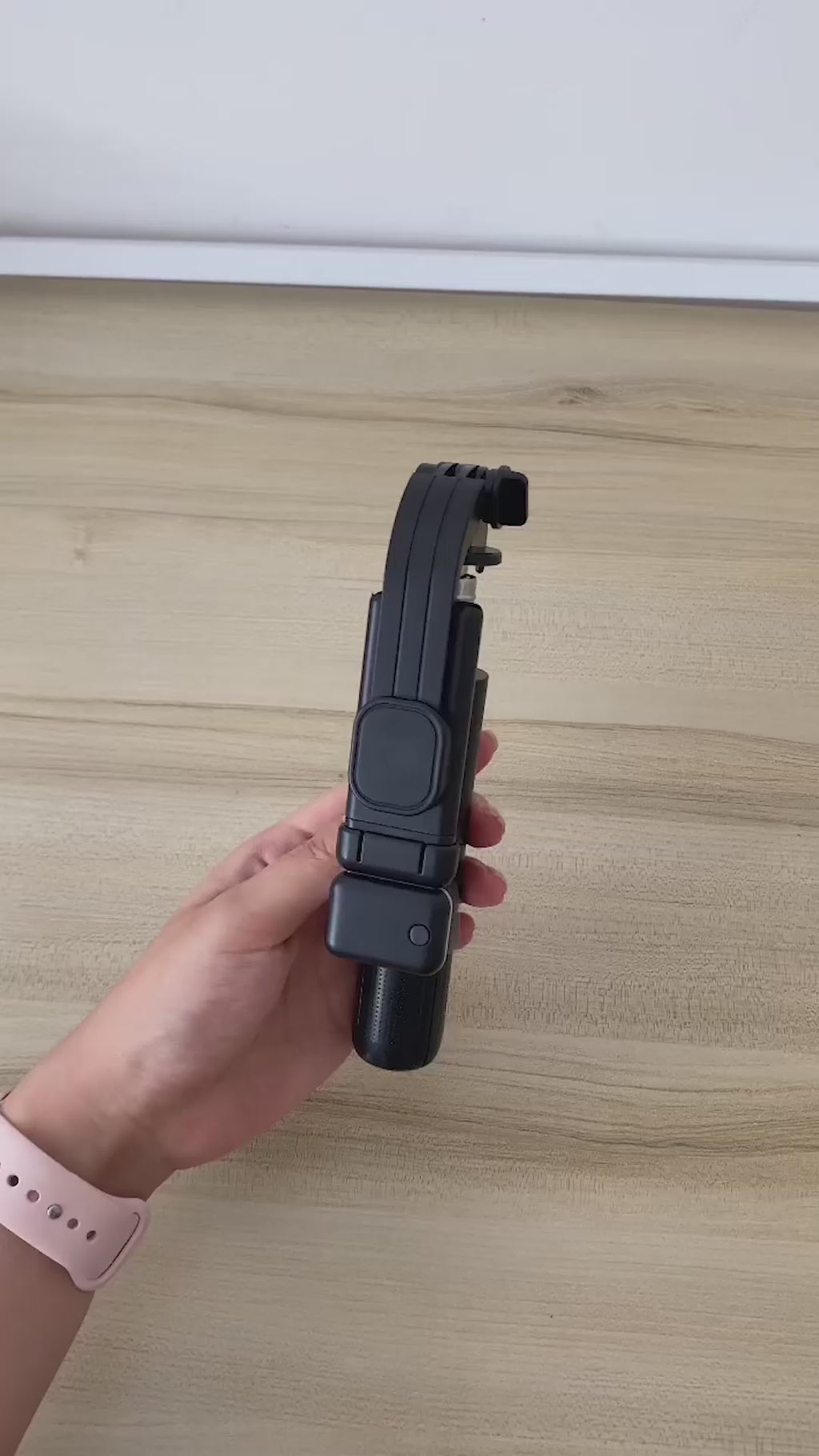 Extendable Flash 3-in-1 Selfie Stick Tripod with Bluetooth Remote – Perfect for Vlogging & Photography